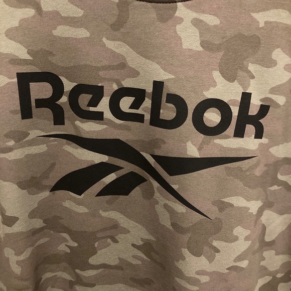 Reebok Mens XL Olive Green Camo Long Sleeve Pullover Crew Neck Sweatshirt NWOT - Picture 3 of 12